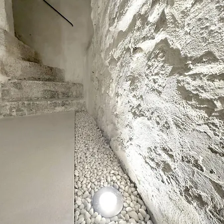 Maison De Charme Centre Roquette Arlés