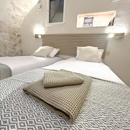 Сasa de vacaciones Maison De Charme Centre Roquette